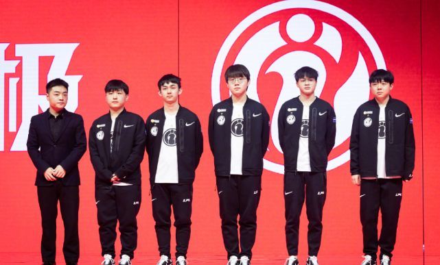 力争佳绩 力争佳绩