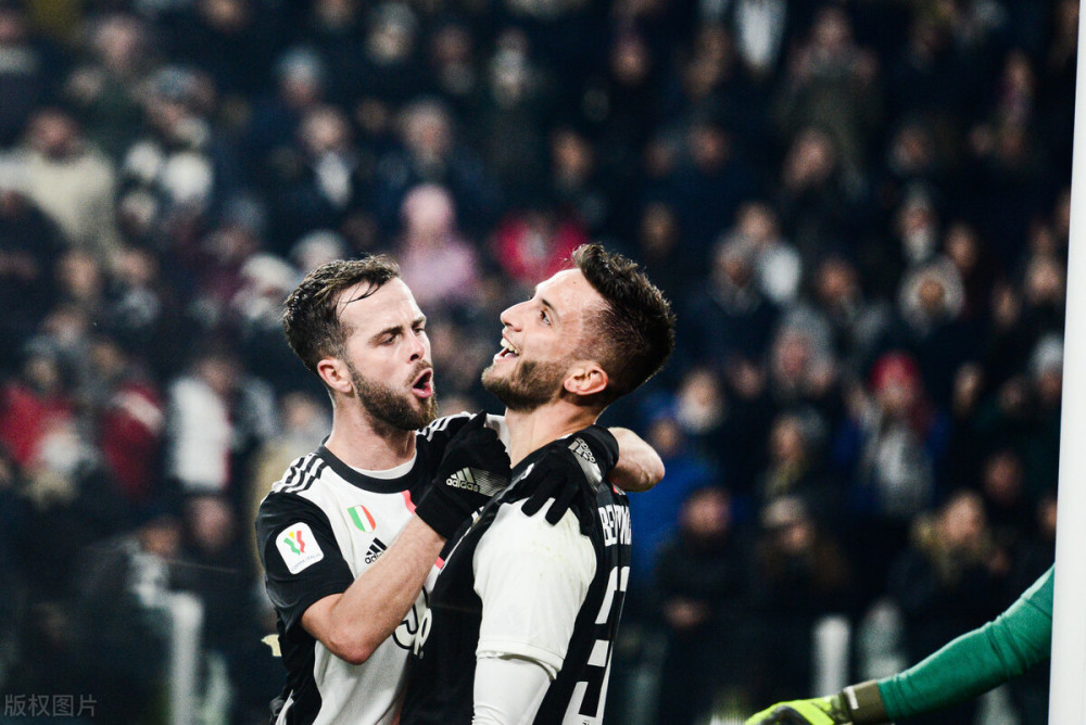 梅西训练图 梅西训练图